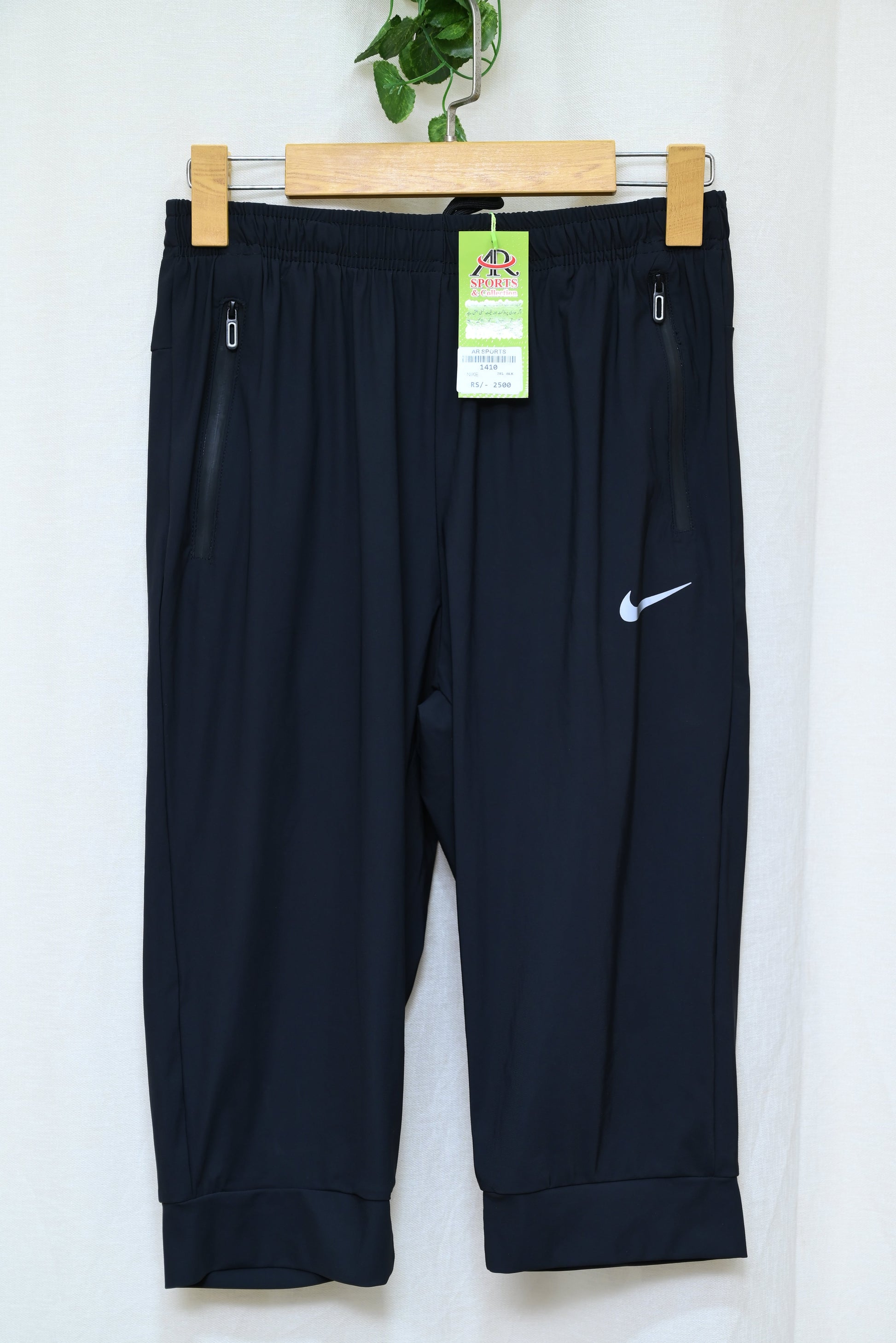 1410-Casual Smart Fit Men’s Shorts – Stretch Fabric for Night & Day