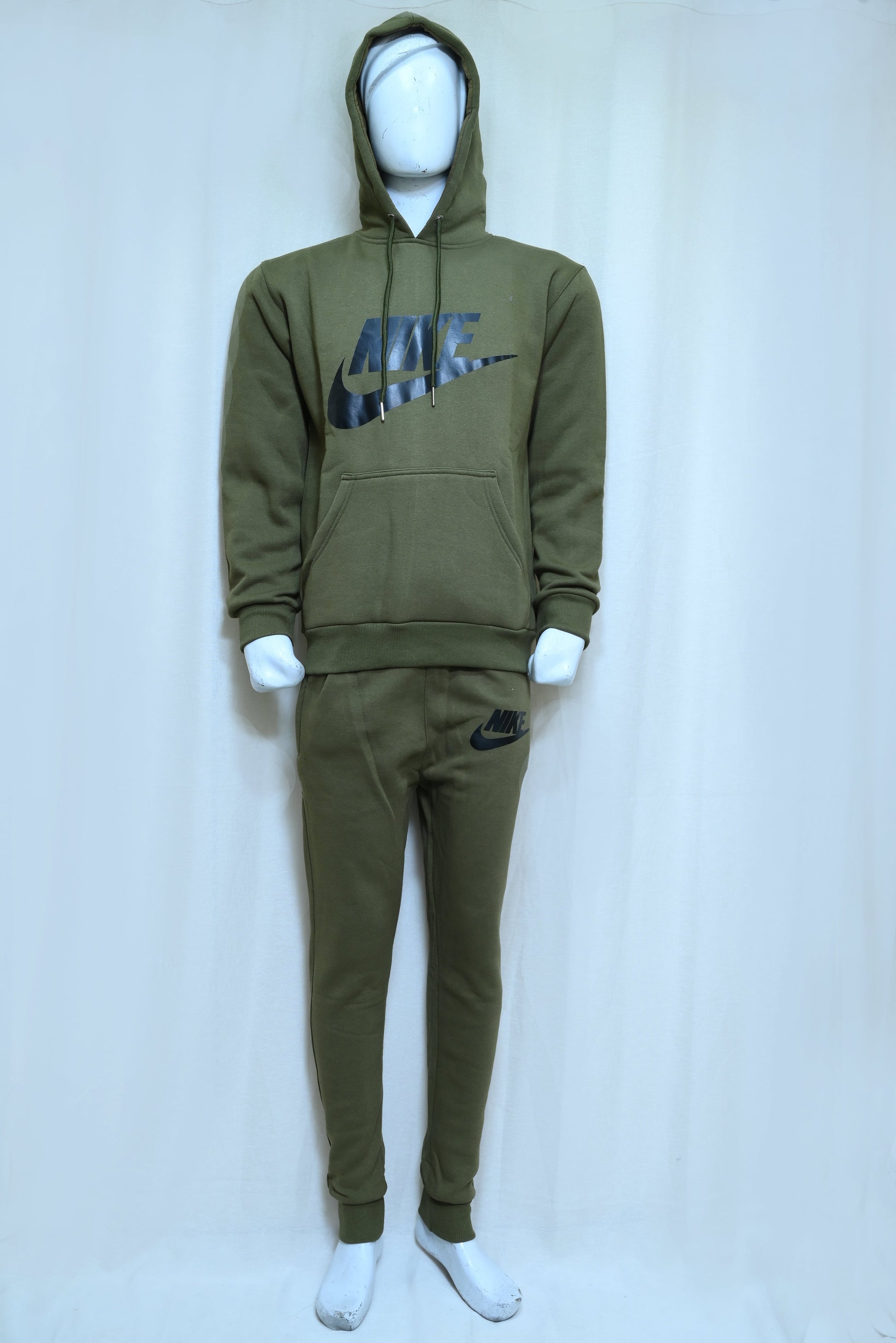 6208-Nike Men’s Cotton Fleece Tracksuit – Hoodie & Joggers Set | Comfortable & Stylish Activewear