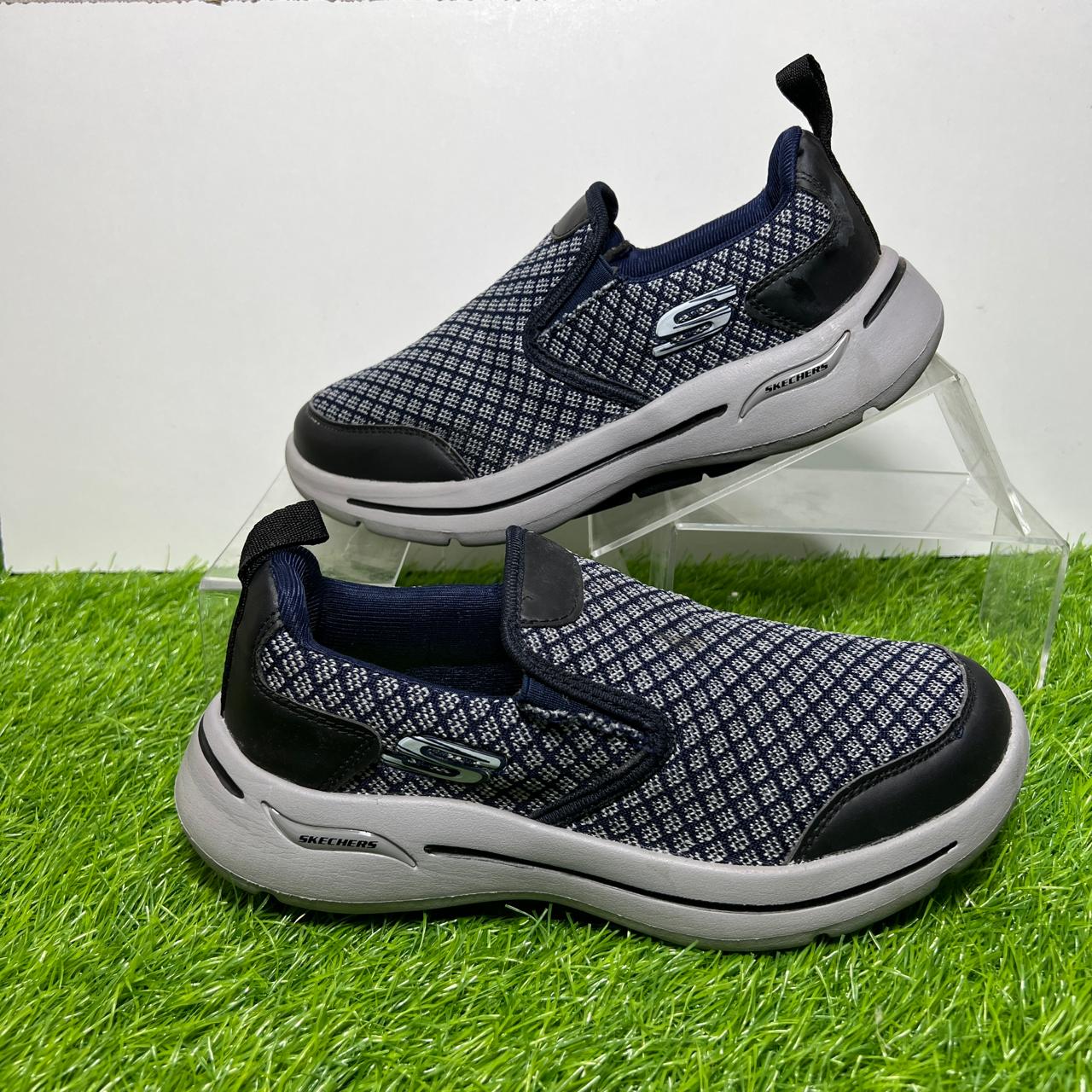 2321-Men's Urban Skechers – Lightweight, Breathable & Washable Everyday Walking Shoes