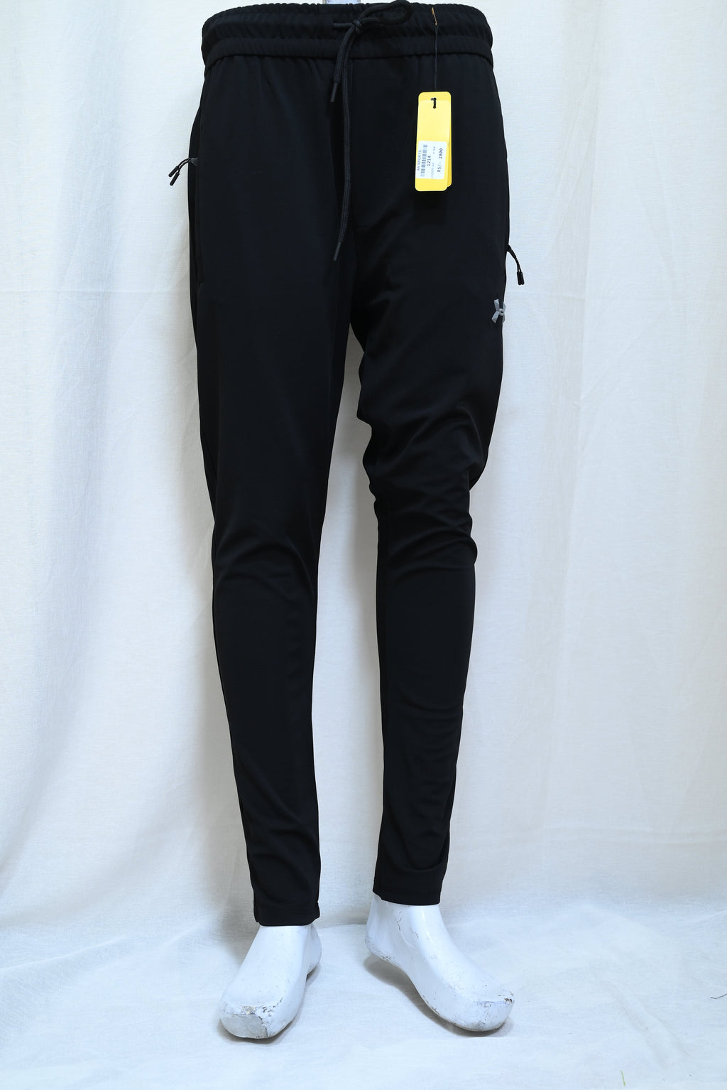 1214-Men’s Everyday Lycra Pants – Relaxed Fit, Polished Finish