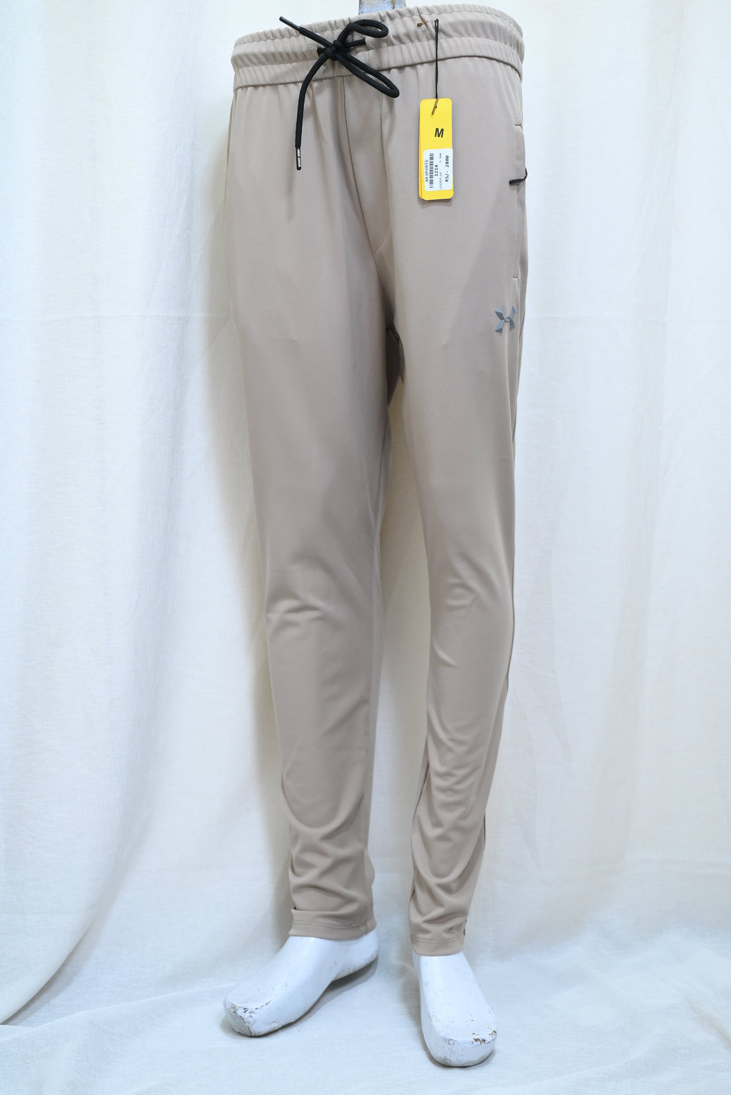 1214-Men’s Everyday Lycra Pants – Relaxed Fit, Polished Finish
