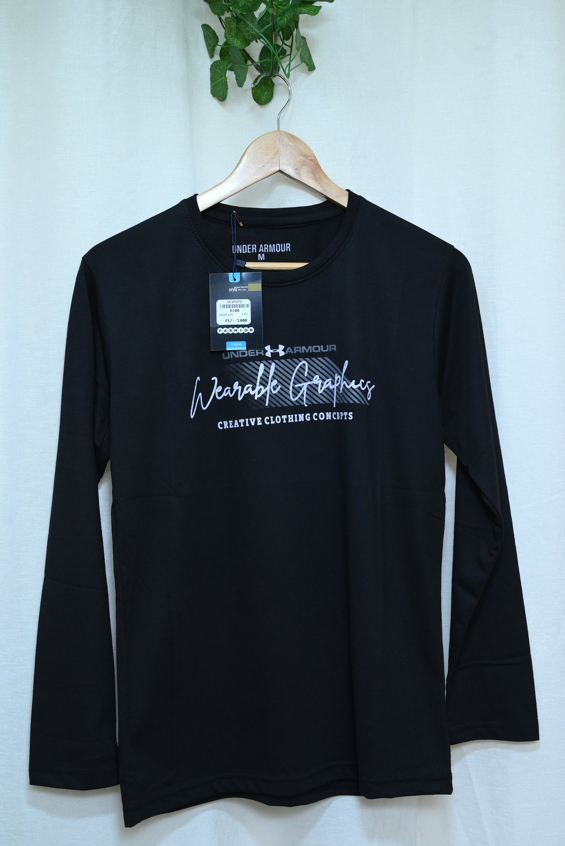 6104-Under Armour Men’s Performance Shirt – Moisture-Wicking, Lightweight & Athletic Fit Tee