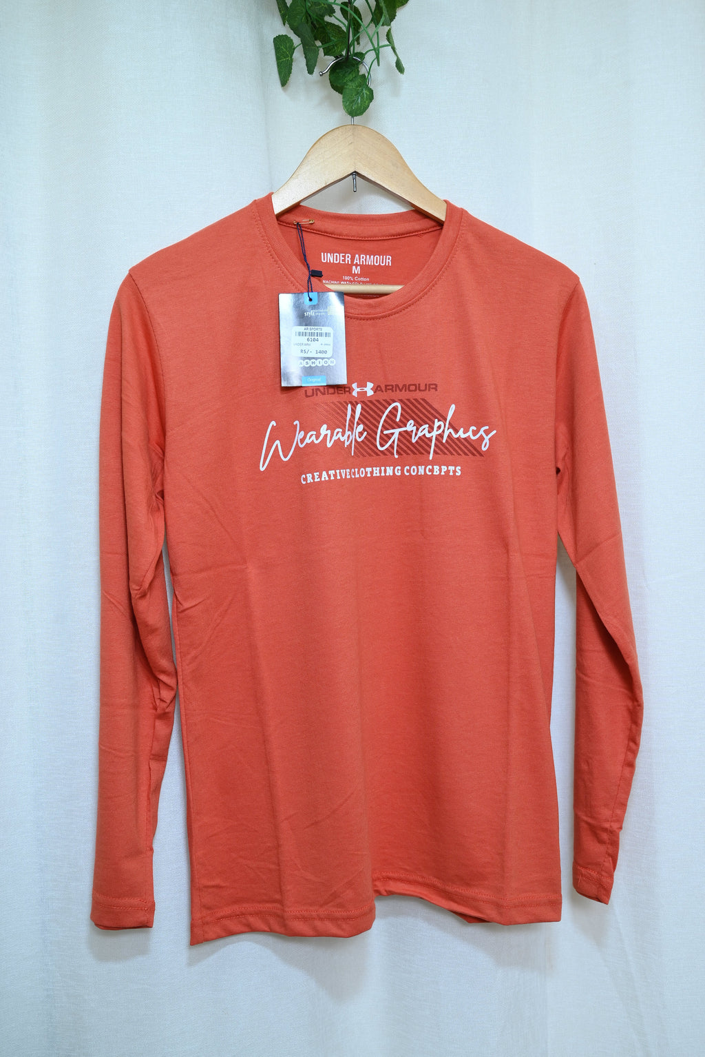 6104-Under Armour Men’s Performance Shirt – Moisture-Wicking, Lightweight & Athletic Fit Tee