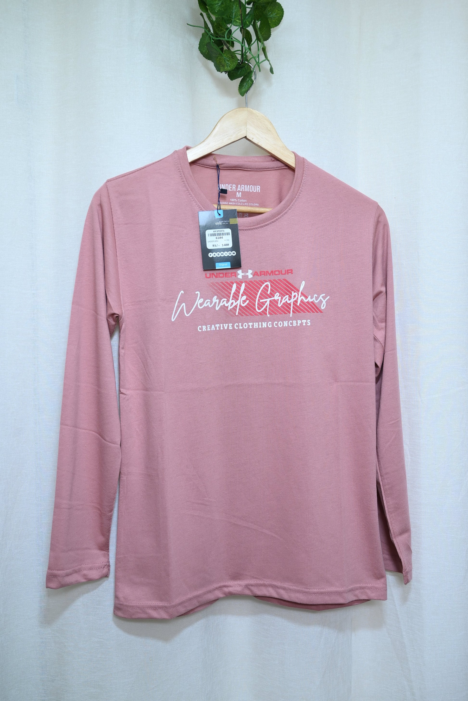 6104-Under Armour Men’s Performance Shirt – Moisture-Wicking, Lightweight & Athletic Fit Tee