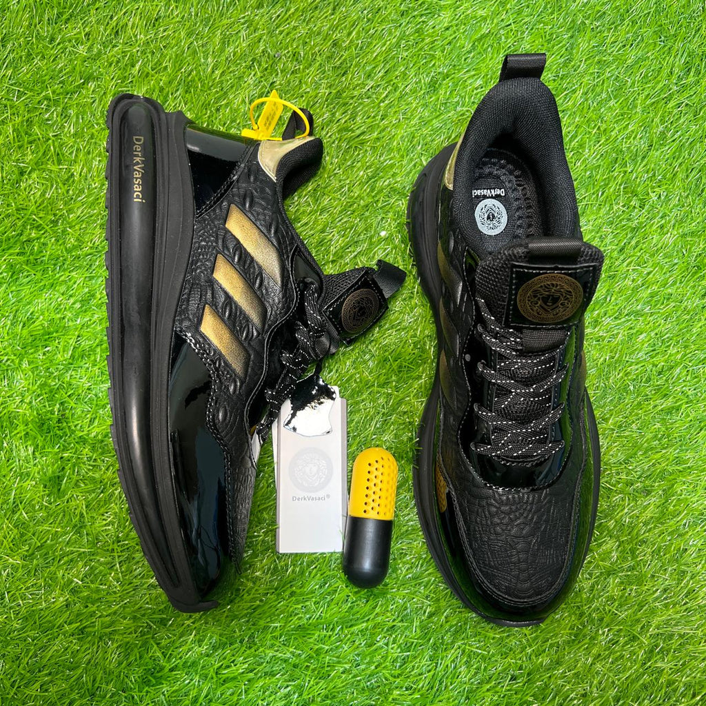 2306-Versatile Urban Sneakers for Men & Women – Lightweight, Breathable, Machine-Washable