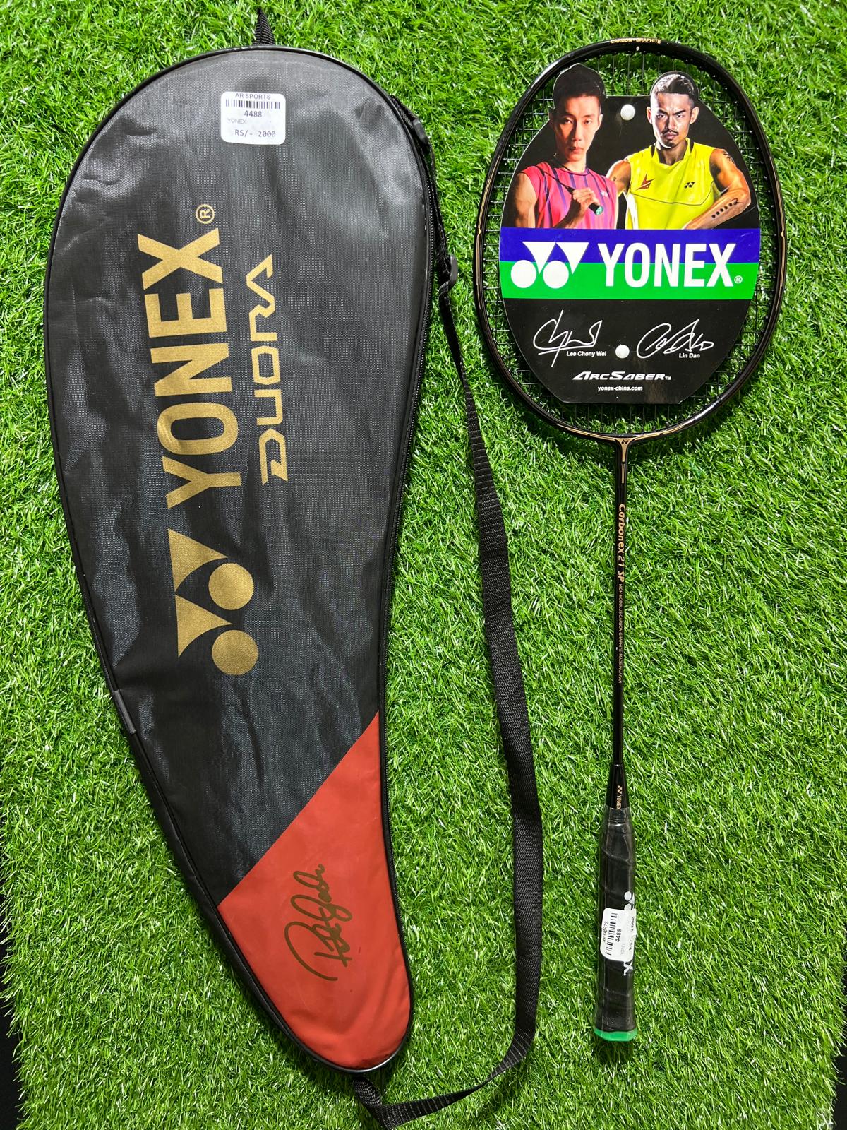 4488-Yonex – High Modulus Carbon Frame with Isometric Head & Built-in T-Joint